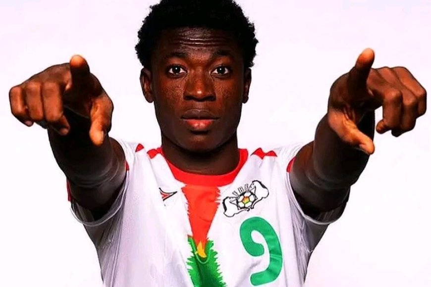 Rutahizamu wari mu biganiro na APR FC yasinyiye Esperance De Tunis