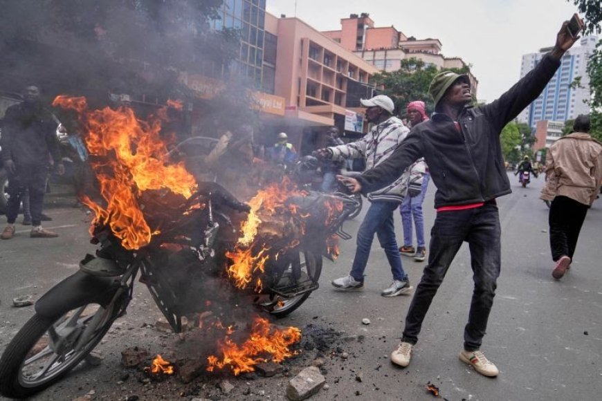 Gen Z yo muri Kenya yongeye kuzuza umwotsi n’amaraso mu mujyi