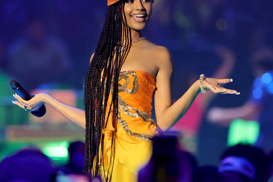 Tyla yayoboye itangwa ry’ibihembo bya Nickeledeon Kids Choice byabaye ku nshuro ya 38, Wizkid yiyambaje Asake muri Amerika (Avugwa hanze mu isi y’imyidagaduro)