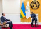 Perezida Kagame yagiranye ibiganiro na Dr. Jim Kim ku bufatanye bw’u Rwanda na UGHE ku iterambere ry’ubuvuzi