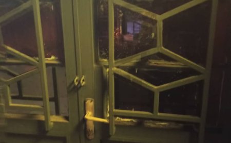 Nyakabanda: Bananiwe kwiba abari mu kabari basiga bamenaguye ibirahuri