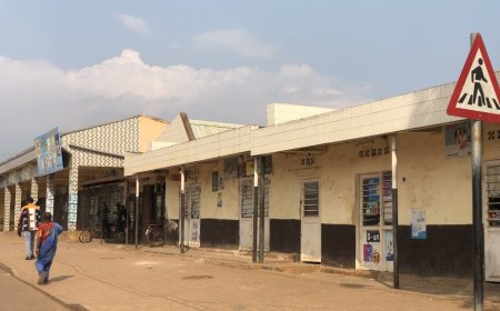 Rwamagana: Ubuyobozi bwafunze amaduka 10 yegereye isoko