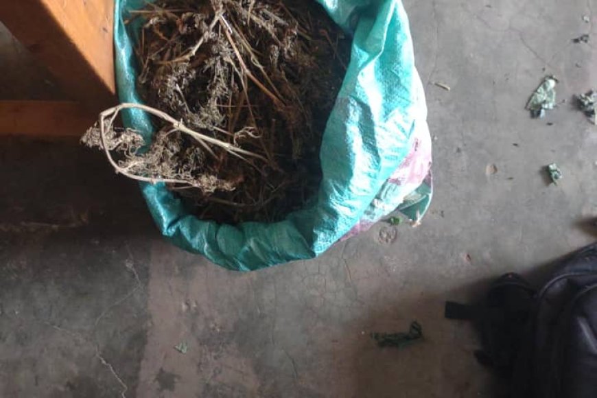 Nyarugenge: Yatawe muri yombi nyuma yo gufatanwa ibiro bine by'urumogi