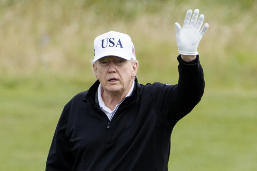 Perezida Trump yasuye Scotland acungiwe umutekano bihambaye