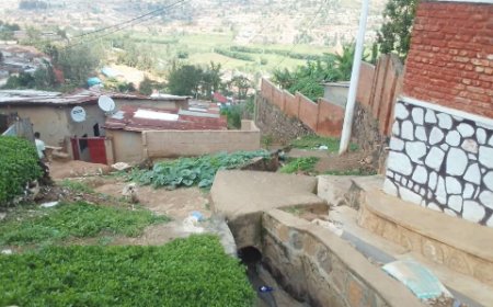 Kigali:Yaryamanye n'indaya abura ayo kuyishyura ifatira imyenda ye