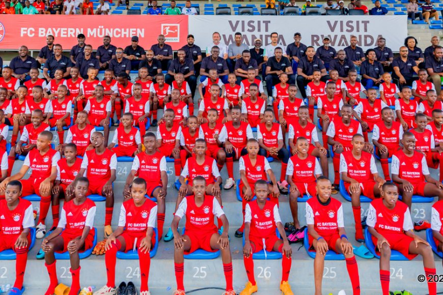 Bayern Munich yabeshyuje amakuru avuga ko itagikorana n’u Rwanda