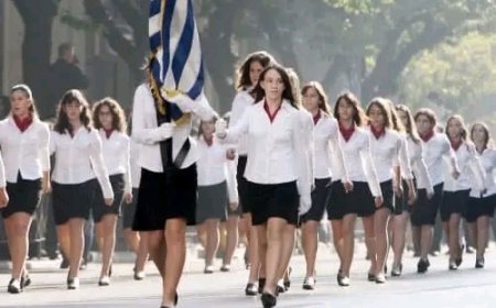 Abaturage banze kubyara! Ubugereki bwafunze amashuri 766