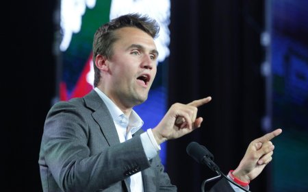 Inshuti magara ya Donald Trump, Charlie Kirk yapfuye arashwe