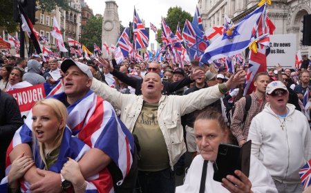 Ibihumbi by’abantu byahuriye i Londres mu myigaragambyo y’irondaruhu