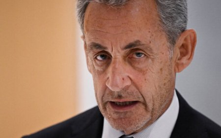Nicolas Sarkozy yakatiwe gufungwa imyaka 5 azira amafaranga yahawe na Gaddafi