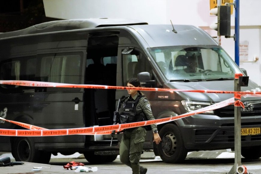 Five Killed, Several Wounded in Jerusalem Bus Stop Shooting