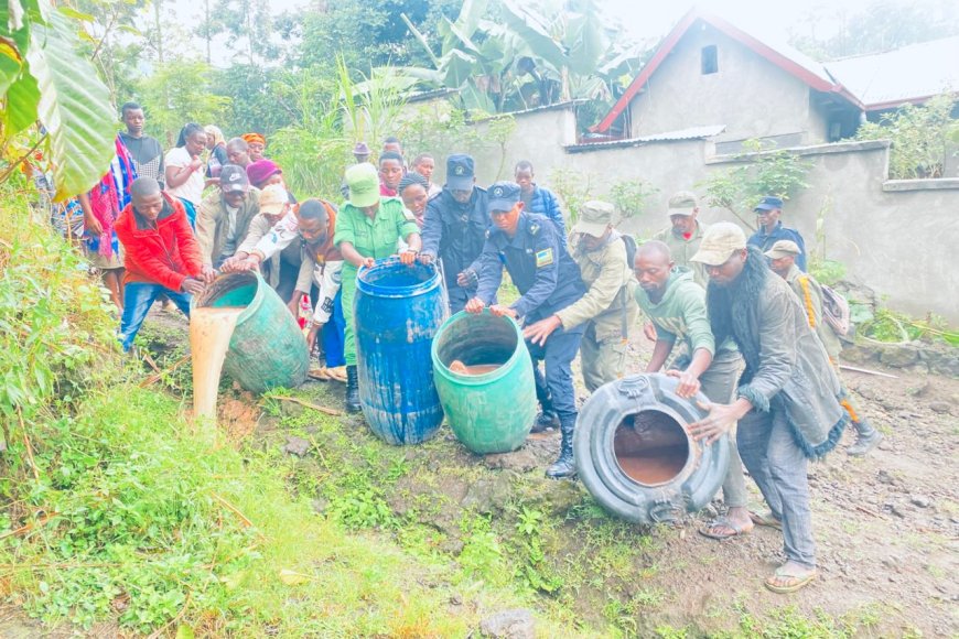 Musanze: Babiri bafatanywe litiro zirenga 1000 z’inzoga zitwa Muhenyina