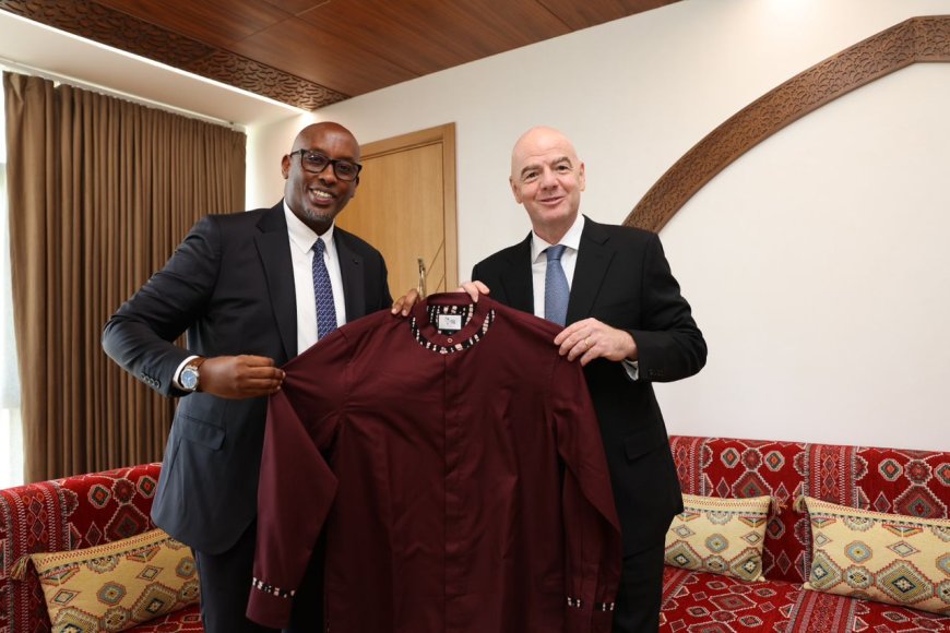 Shema Fabrice yanyuzwe no guhura n’umuyobozi wa FIFA