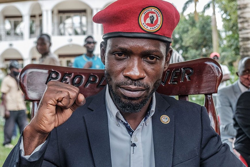 Bobi Wine yashinje Komisiyo y’Amatora kumubuza kwiyamamaza nyuma yo kwanga imikono yamushyigikiraga