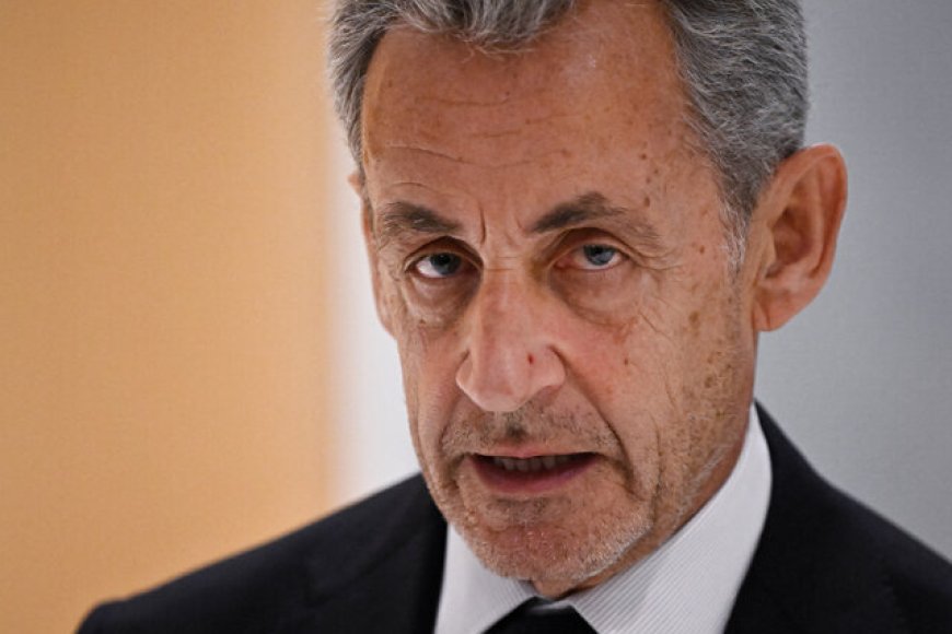 Nicolas Sarkozy yakatiwe gufungwa imyaka 5 azira amafaranga yahawe na Gaddafi