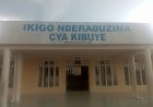 Karongi: Yafunzwe azira gukuriramo inda ku bitaro, umwana akamuta mu ndobo