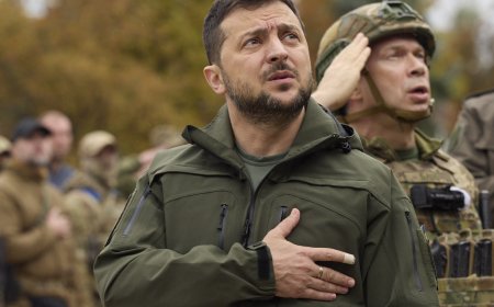 Perezida Zelensky byamukomeranye aterefona Tshisekedi