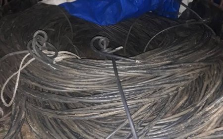 Musanze: Batatu bafatanywe metero zisaga 250 z’insinga z’amashanyarazi bikekwa ko zibwe