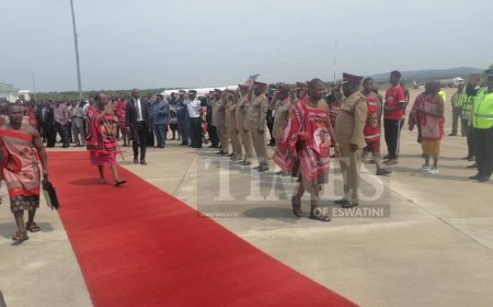 Umunsi King Mswati III ajyana abagore 15, abana 30 n'abakozi 100 I Abu Dhabi