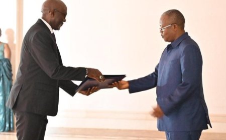 Amb. Bizimana yatanze impapuro zo guhagararira u Rwanda muri Guinée-Bissau