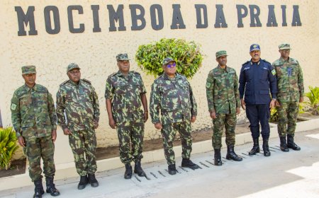 Mozambique’s Army Chief Visits Rwandan Security Forces in Cabo Delgado