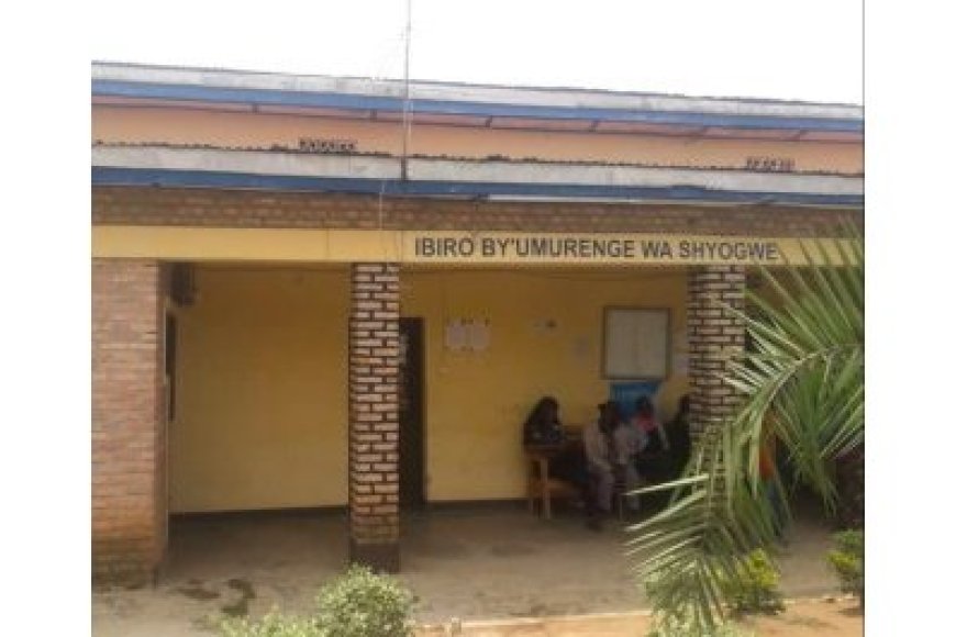 Muhanga: Uwashakishwaga kubera gufata umwana ku ngufu, yafashwe ari kubaga imbwa