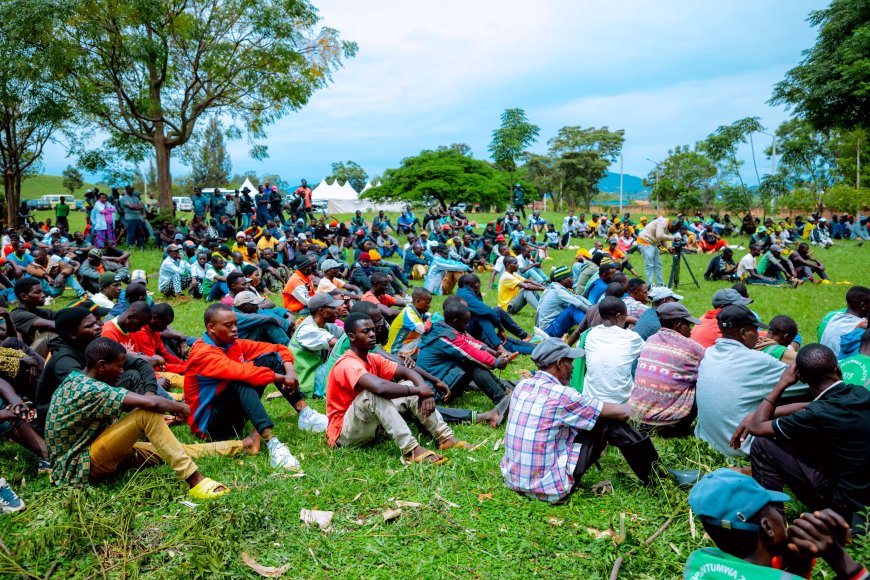 Huye: Mu bikorwa by’umuganda hatewe ibiti birenga 4,500 ku buso bwa hegitari 4.5