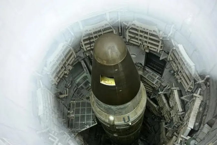 Perezida Donald Trump yategetse igisirikare gusuzuma ibitwaro kirimbuzi