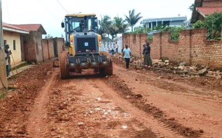 Rusizi: Abaturage bari kwiyubakira muhanda wa kaburimbo uzatwara miliyoni 320 Frw