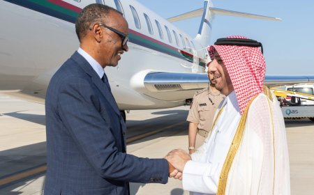 Perezida Kagame yageze i Doha mu nama mpuzamahanga y’iterambere ry’imibereho y’abaturage