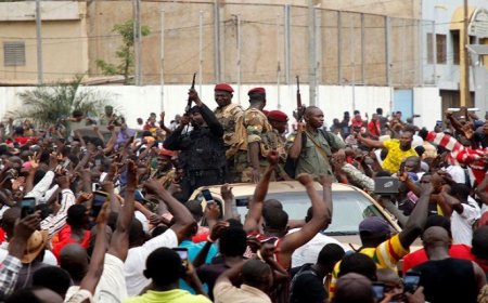 Mali: U Bufaransa bwasabye abaturage babwo kuva muri icyo gihugu vuba na bwangu