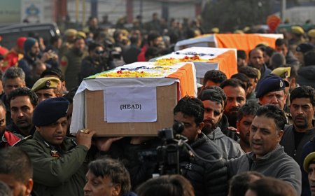 At Least Nine Killed in Explosives Blast at Police Station in Indian Kashmir