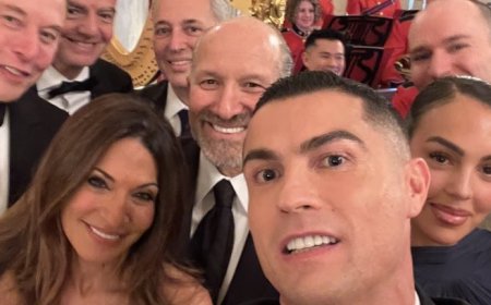 Cristiano Ronaldo yasangiye n'abarimo Elon musk na Donald Trump muri White House