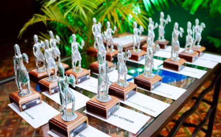 Impaka zabaye nyinshi nyuma y'uko Bamenya na Kecapu Begukanye Imodoka muri Mashariki Film Festival