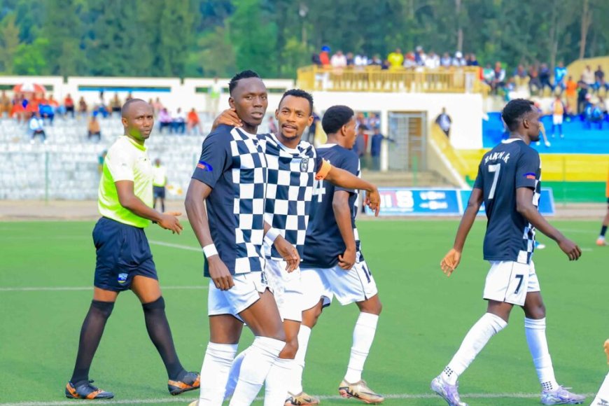 Abakinnyi ba APR FC bibukijwe inshingano mbere ya ‘Derby’
