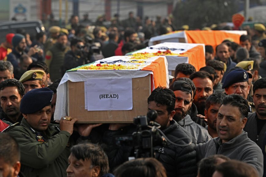 At Least Nine Killed in Explosives Blast at Police Station in Indian Kashmir