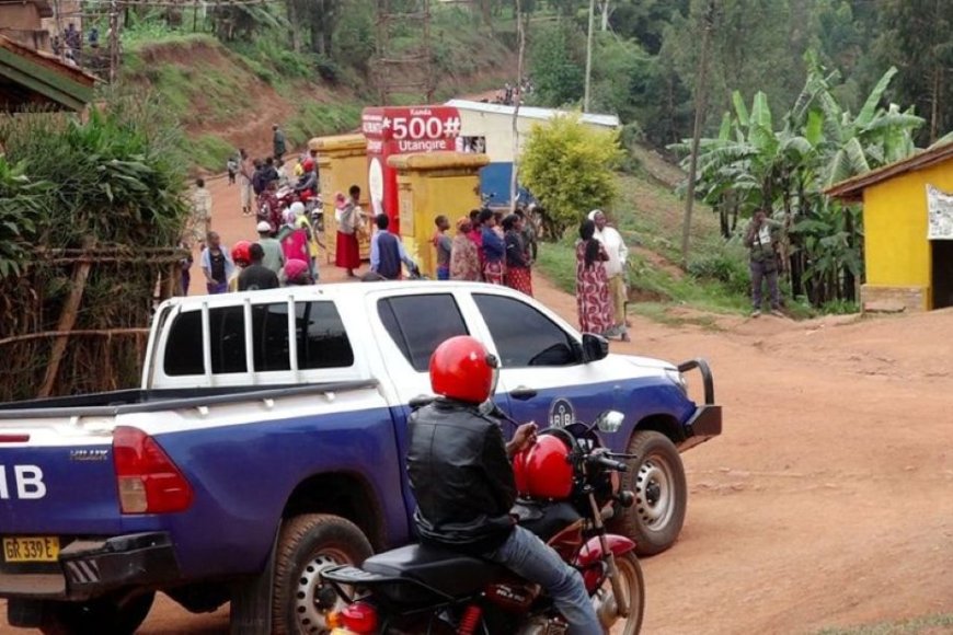 Huye: Umusore yasanzwe amanitse mu giti yapfuye