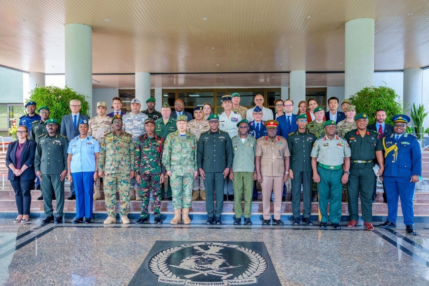 U Rwanda rwaganiriye  n’abajyanama mu bya gisirikare bahagarariye ibihugu byabo i Kigali