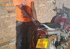 Kicukiro: Polisi yafatiye mu cyuho umugabo amaze kwiba moto
