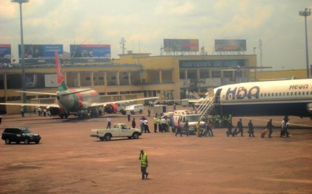 RDC yohereje abarenga 100 i Washington mbere yo gusinya amasezerano n’u Rwanda