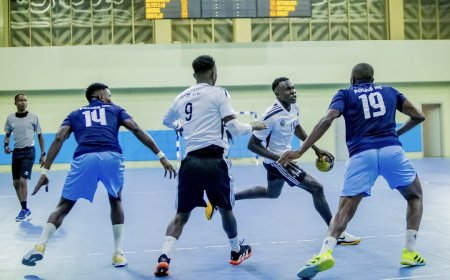 Police HC yatsinze APR HC mu mukino utari woroshye