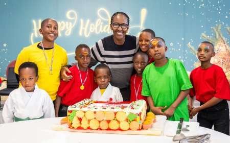 Madamu Jeannette Kagame yahuye n'abana mu birori ngarukamwaka