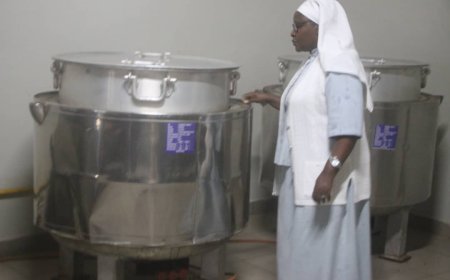 Ruhango: Ibigo by’amashuri byahawe gaz biri mu munyenga w’iterambere