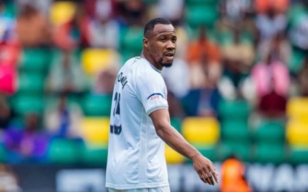 William Mel Togui yahaye rugari abamunenga cyane