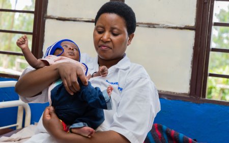 Rwanda’s Fertility Rate Drops to 3.7 as Maternal and Child Health Indicators Improve – RDHS 2025