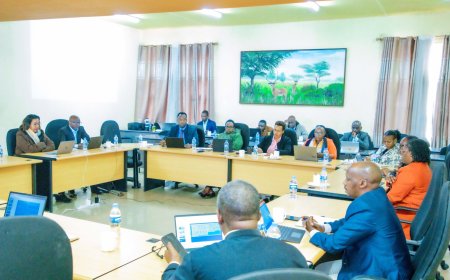 Huye: Ubuyobozi bw’Akarere bwiyemeje kugeza amazi meza n’umuriro ku baturage