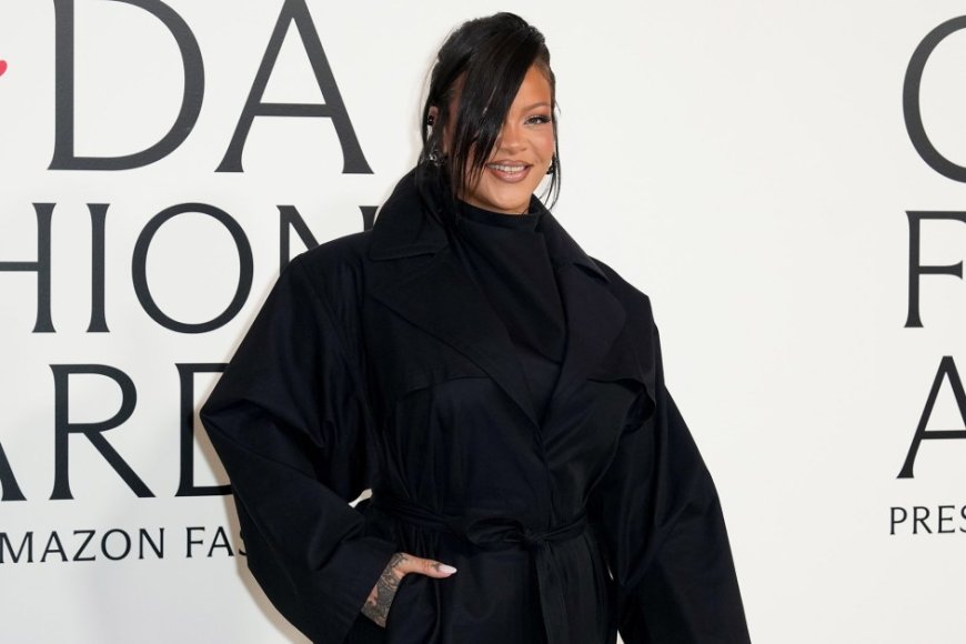 Album ya Rihanna yaciye agahigo kuri Billboard Hot 200