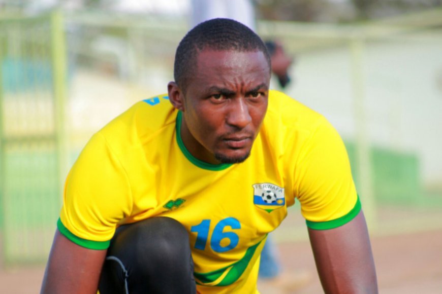 Sugira Ernest yatangiye urugendo rushya nyuma yo kubura ikipe akinamo hano mu Rwanda