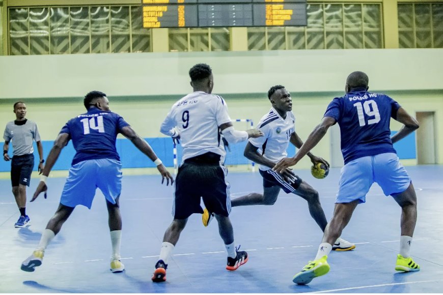 Police HC yatsinze APR HC mu mukino utari woroshye