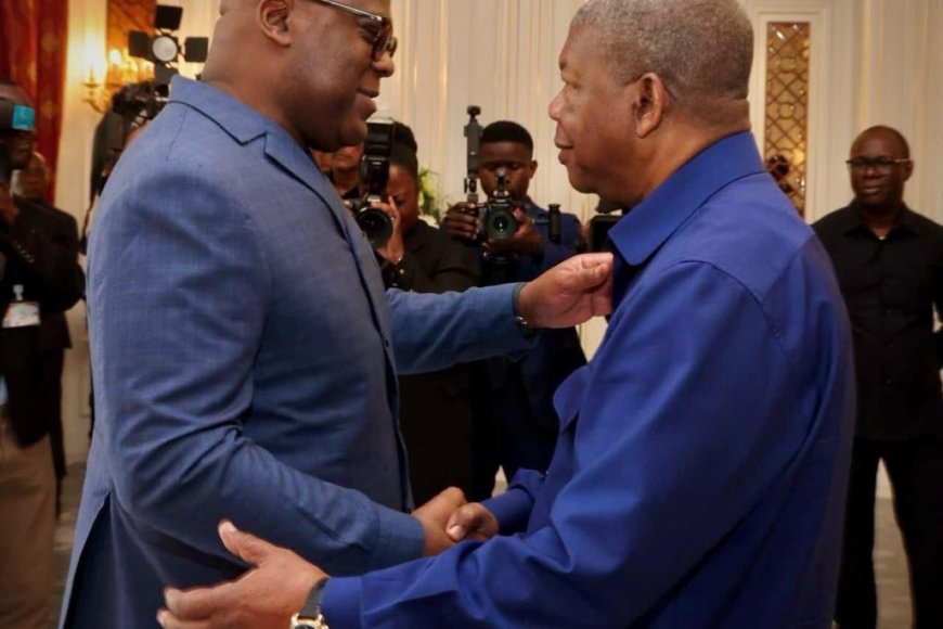 Perezida Félix Tshisekedi yagiriye uruzinduko rugufi rw’akazi muri Angola